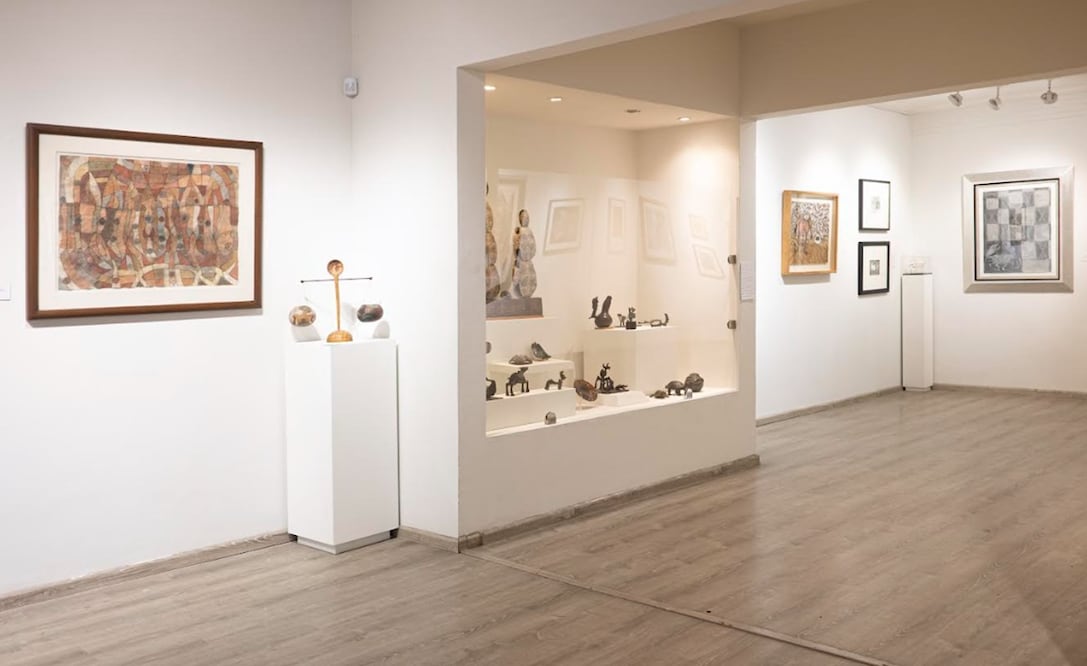 Aspectos de la exposición “Francisco Toledo. Fábulas, mitos y magia”. Fotos: Galería Pablo Goeber Fine Arts.