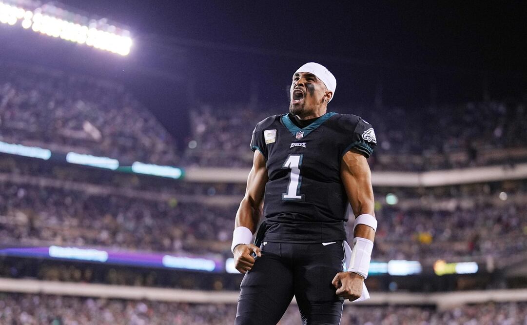 Jalen Hurts tuvo una noche espectacular / Foto: AFP