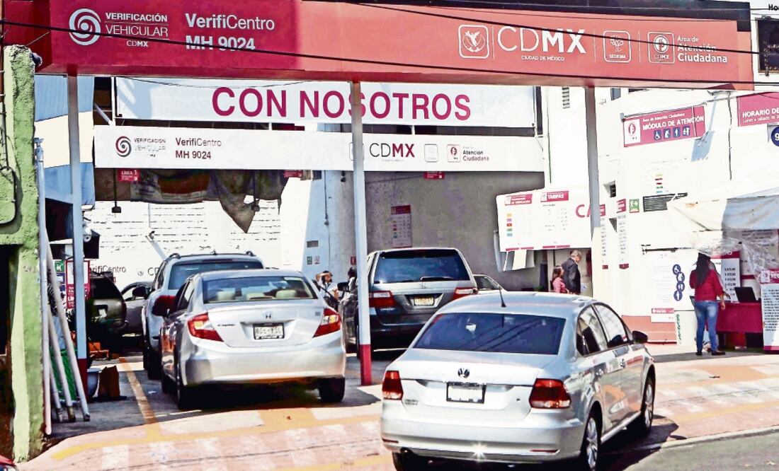 Centros de Verificación Vehicular en CDMX suspenderán servicio el lunes 3 de febrero por ser día festivo. (Foto: especial)