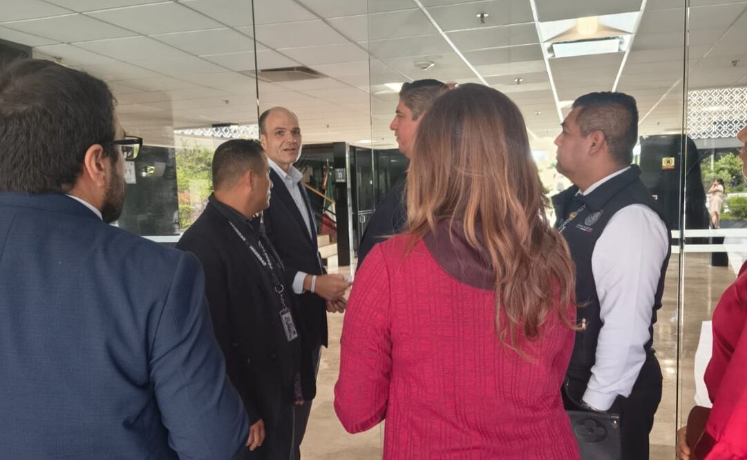 Se filtran cabilderos a reunión de trabajo entre diputados y servidores públicos por Ley Aduanera. Foto: Antonio López