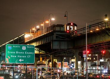 Niegan libertad bajo fianza a mujer que aventó a dos mexicanas a las vías del Metro de Nueva York