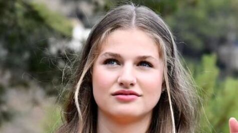 La princesa Leonor de Asturias se prepara para su primera cirugía estética a los 17 años