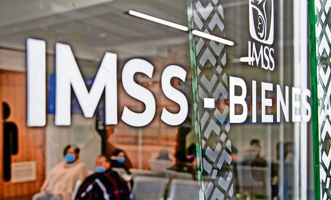 El director del IMSS, Zoé Robledo Aburto, informó que en los 23 estados donde se aplica el programa IMSS-Bienestar se han incrementado la productividad en rubros como consulta de especialidad, medicina familiar, cirugías y partos atendidos. Foto: archivo/EL UNIVERSAL