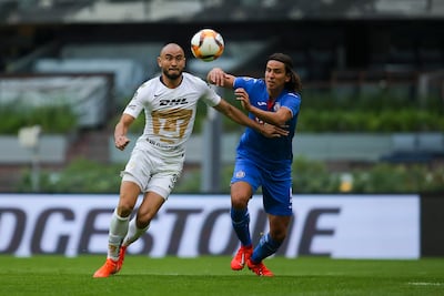 Fake News ataca a Pumas y coloca a Carlos González en Cruz Azul