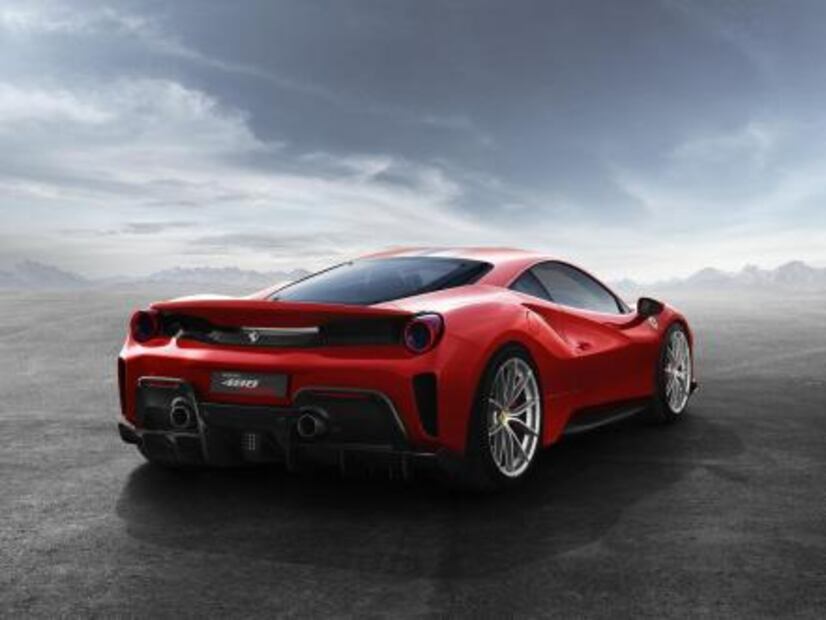 Nuevo Ferrari 488 "Pista" llega con el motor más potente de la marca