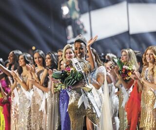 Sudáfrica gana la corona a México en Miss Universo 2019