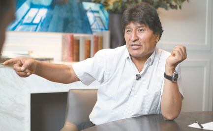 Expresidente Evo Morales denuncia robo de su celular y advierte sobre "montajes" en su contra