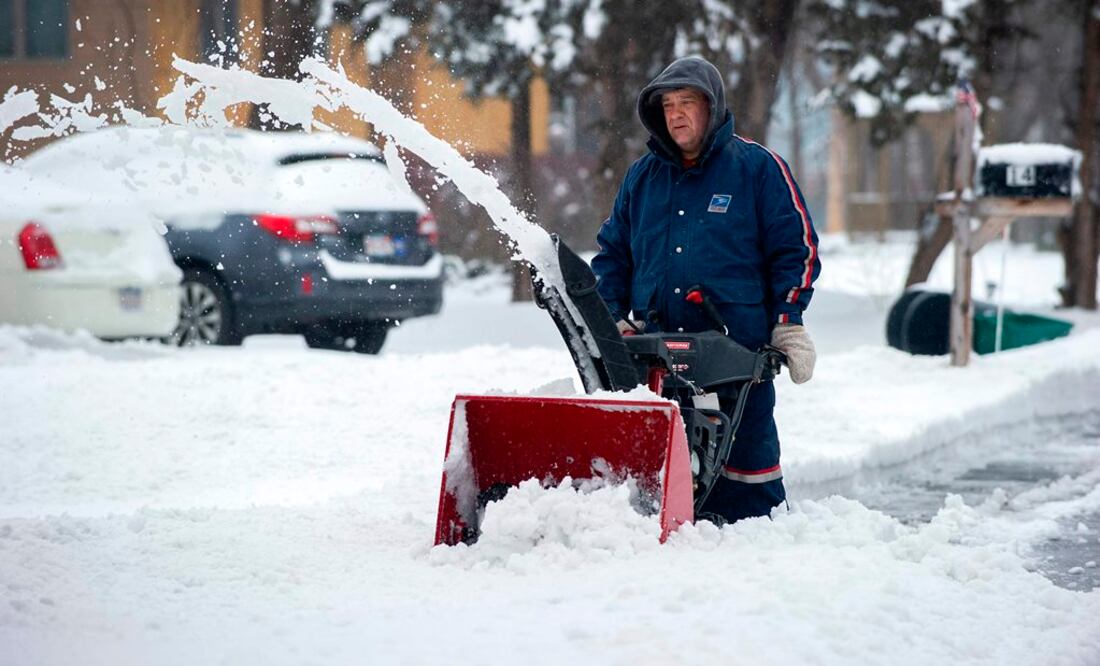 La tormenta estuvo provocada por el choque entre un sistema de altas presiones del Ártico y uno de bajas presiones que atraviesa el Valle de Ohio (Fotos: AFP)