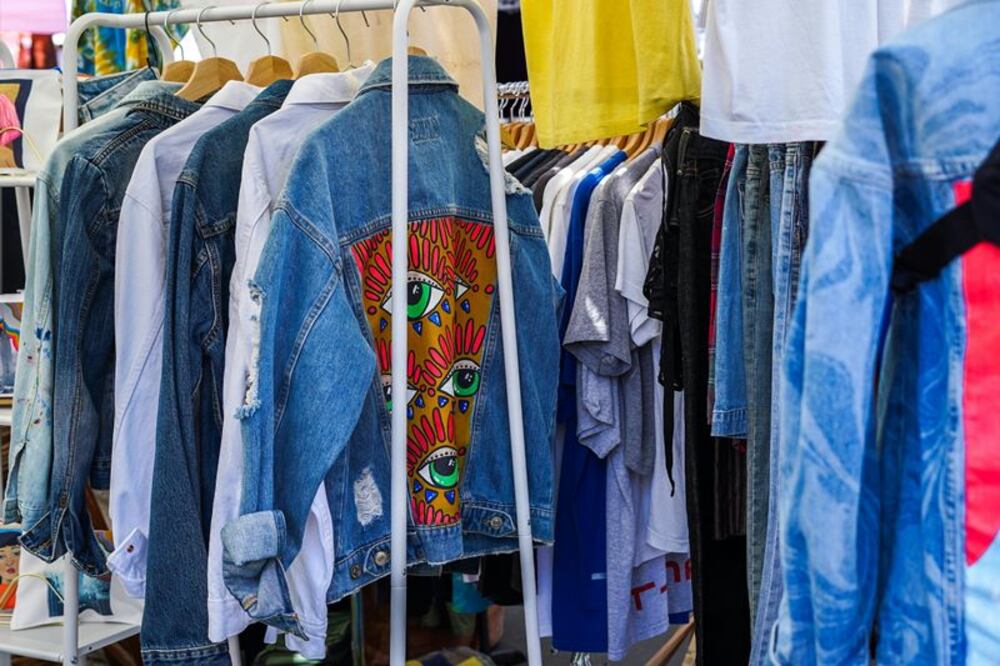 La llamada moda rápida o "fast fashion" ha traído una aceleración sin precedentes de la industria textil. Foto: Pexels