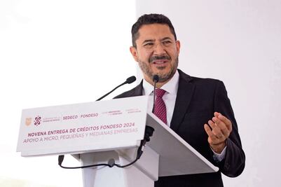 Frenan cuatro trámites inmobiliarios en barrios