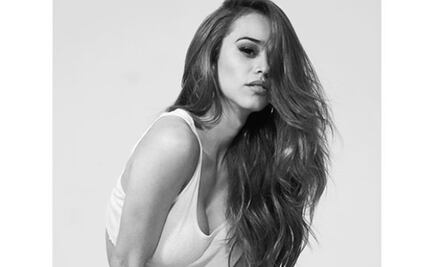 Vestuario de "la chica del clima" divide opiniones