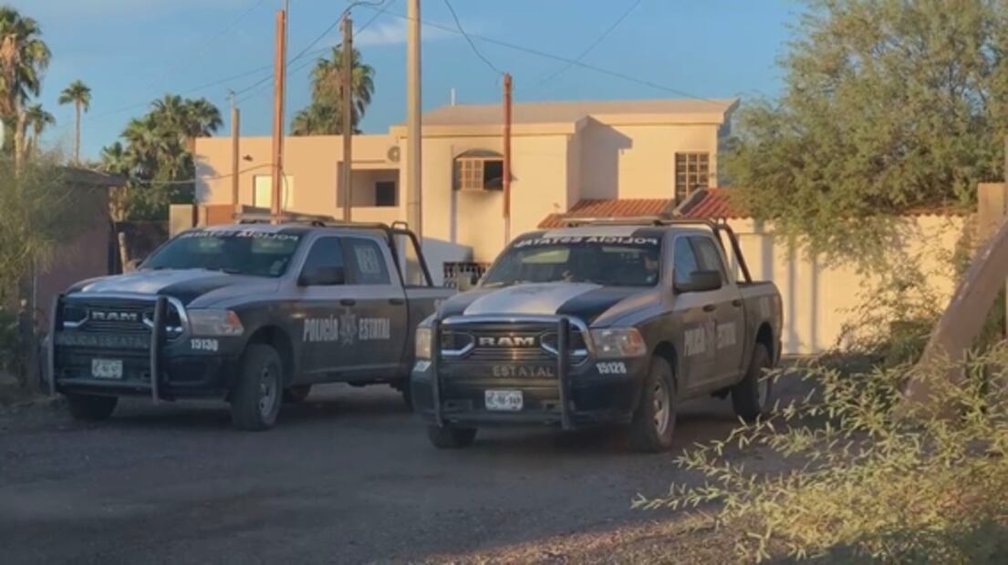 Grupo armado incendia y balea viviendas en Caborca, Sonora