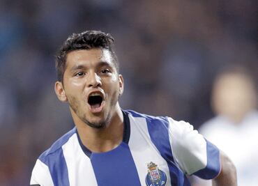 Otro gol de ‘Tecatito’