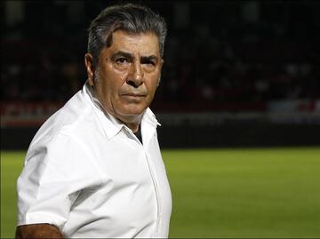 Carlos Reinoso reta y desdeña a Nicolás Castillo