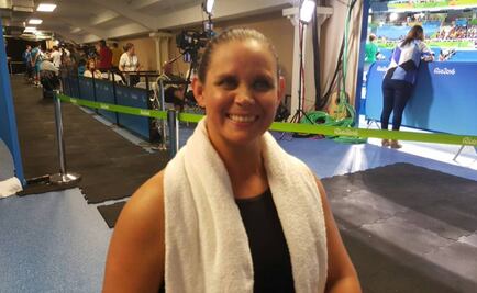 Nely Miranda gana bronce en natación