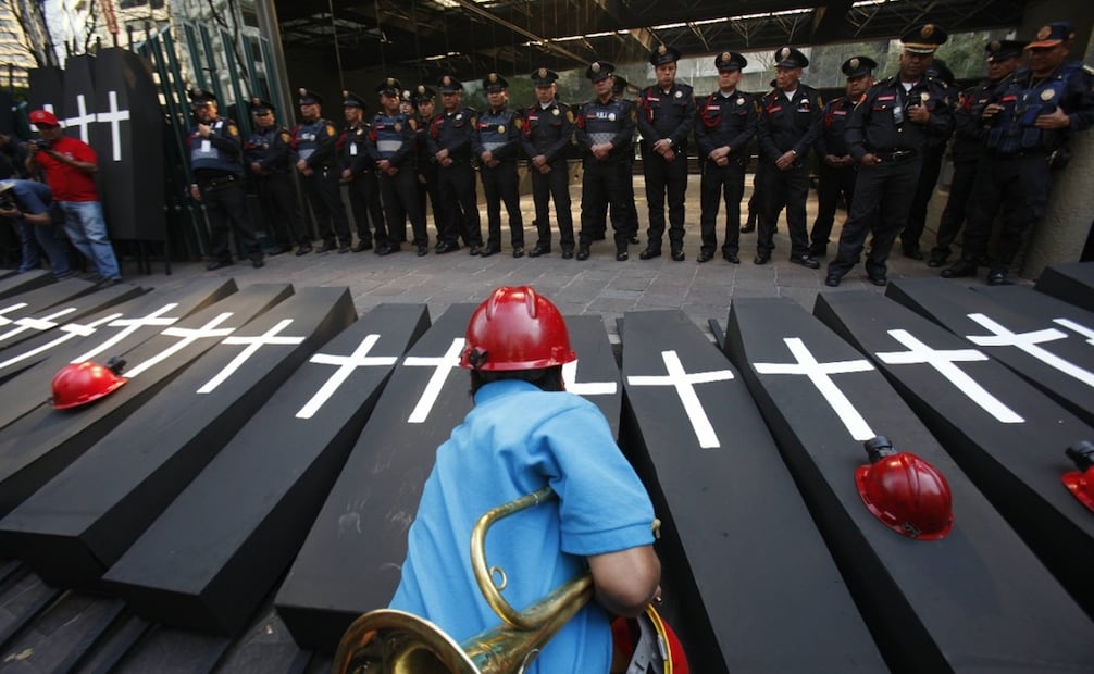 El desastre ocurrió el 19 de febrero de 2006, a causa de una explosión por acumulamiento de gases, por lo que colapsaron varios túneles. Foto: Yadin Xolalpa / Archivo EL UNIVERSAL