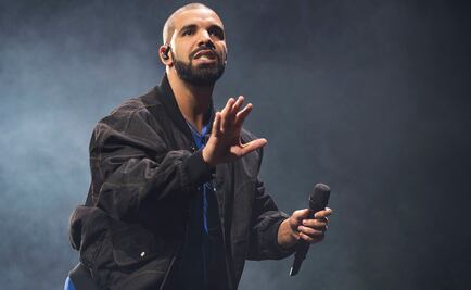 ¿Drake manda mensaje a Rihanna con estos calcetines?