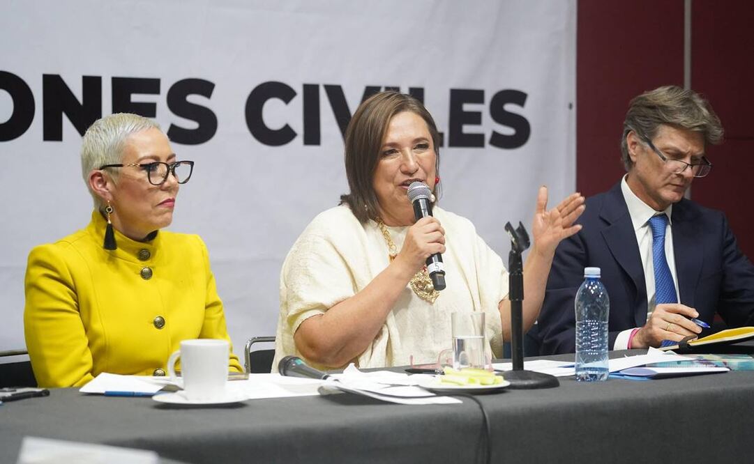 Xóchitl Gálvez se reunió el lunes con representantes de diferentes Asociaciones Civiles / Foto: @XochitlGalvez