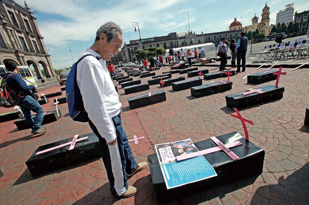 De acuerdo con el Observatorio Ciudadano Nacional del Feminicidio, de 2005 a 2013 hubo, además de los asesinatos de mujeres, más de mil 500 desaparecidas, muchas de ellas adolescentes de 15 a 17 años de edad (ARCHIVO EL UNIVERSAL)