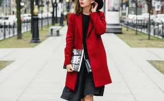 Cómo elegir la talla correcta de un abrigo al comprar en línea