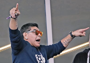 Maradona "peleará" contra el "Canelo" Álvarez