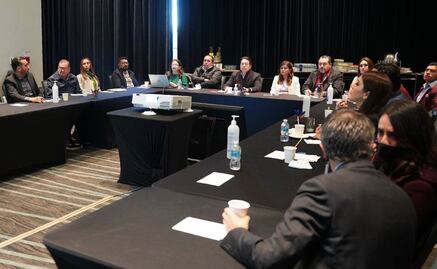 Morena alista en reunión nombres de candidatos para seis gubernaturas