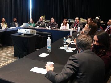 Morena alista en reunión nombres de candidatos para seis gubernaturas