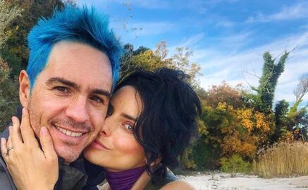 Aislinn Derbez muestra su embarazo en bikini