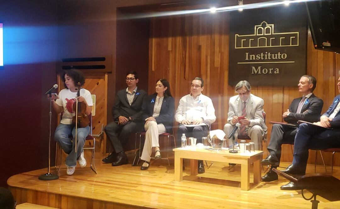 ONG's y autoridades analizan situación en Día Mundial de las Personas Refugiadas en el Instituto Mora. Foto: Cortesía Comar