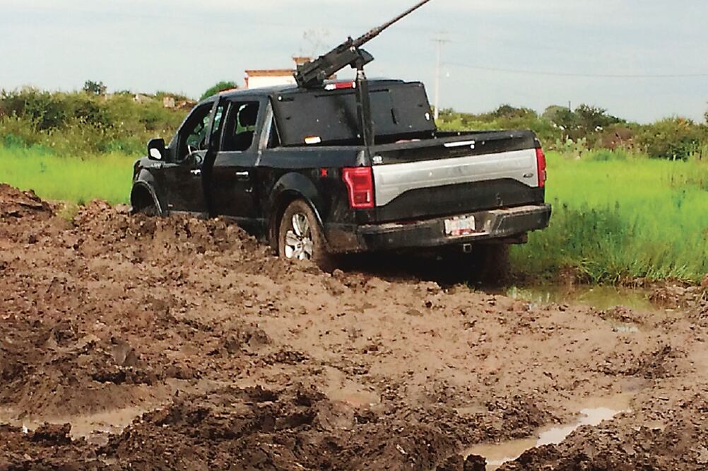 El enfrentamiento entre militares y personas armadas se registró en el municipio de San Julián, Jalisco, donde se decomisaron 10 vehículos. (ESPECIAL)