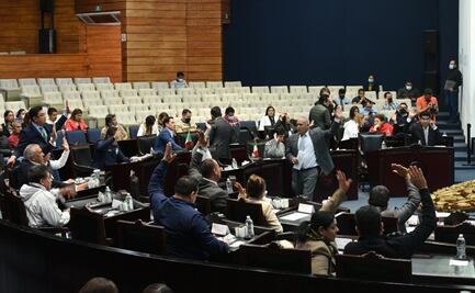 Suspenden a tres presidentes municipales por su presunta participación en la Estafa Hidalguense