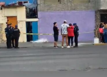 Apuñalan a hombre hasta matarlo en la colonia Obrera