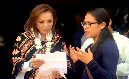 Vázquez Mota se compromete a ayudar a floricultores