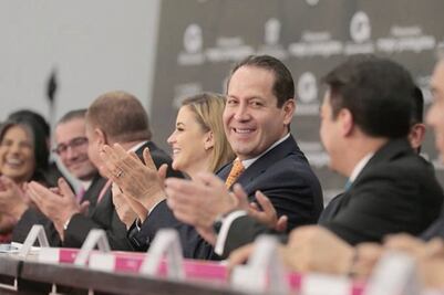 Eruviel Ávila refrenda apoyo a migrantes mexiquenses