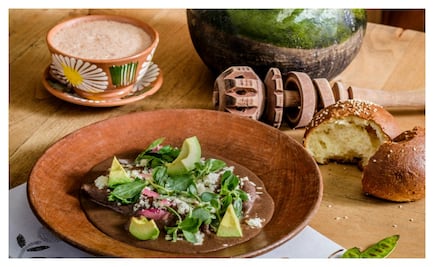 El sabor de Oaxaca en CDMX: tlayudas, mole y chocolate