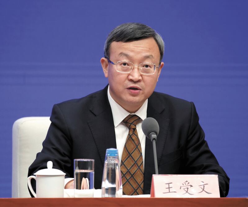“Bondades” del pacto comercial. El viceministro de Comercio de China, Wang Shouwen, anunció los beneficios de la “fase uno”. Foto/JASON LEE. REUTERS