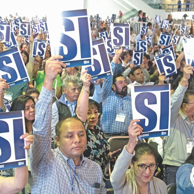 Durante la 29 Asamblea Regional del PAN capitalino se eligieron a 100 integrantes de su Consejo Regional para el periodo 2019-2021 (50 hombres y 50 mujeres), así como a sus representantes en el Consejo Nacional. ESPECIAL