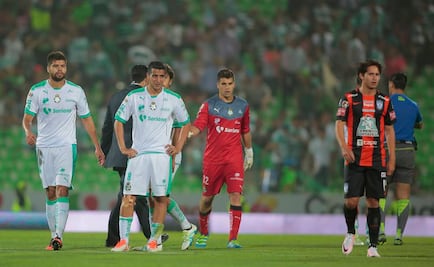 Santos y Pachuca igualan en la ida