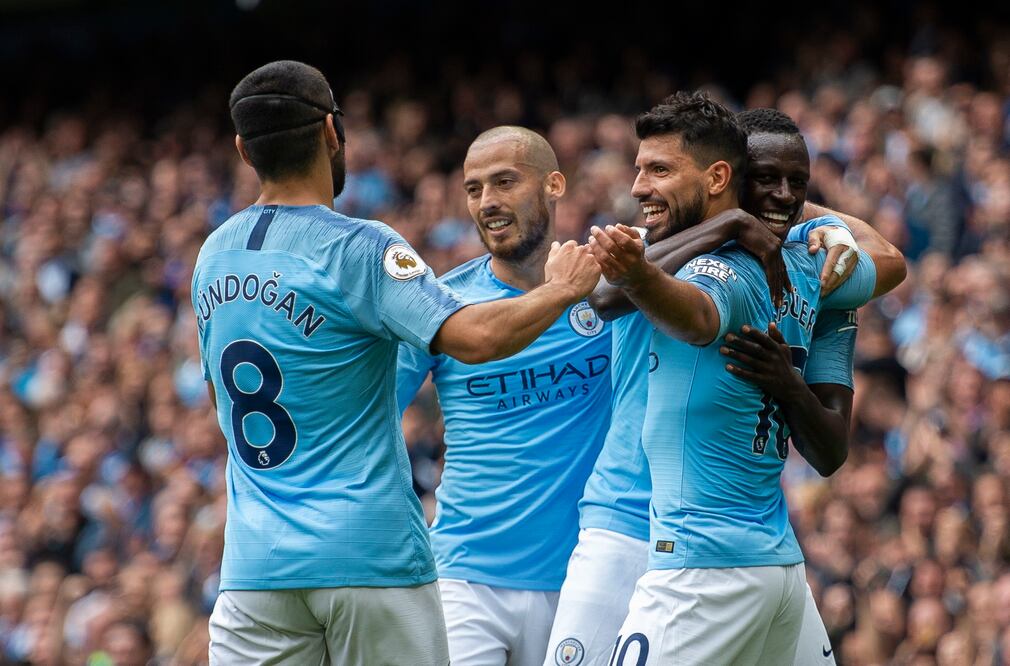 Manchester City golea al Huddersfield Town
