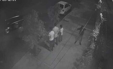 Captan en video robo de una camioneta en la Romero Rubio