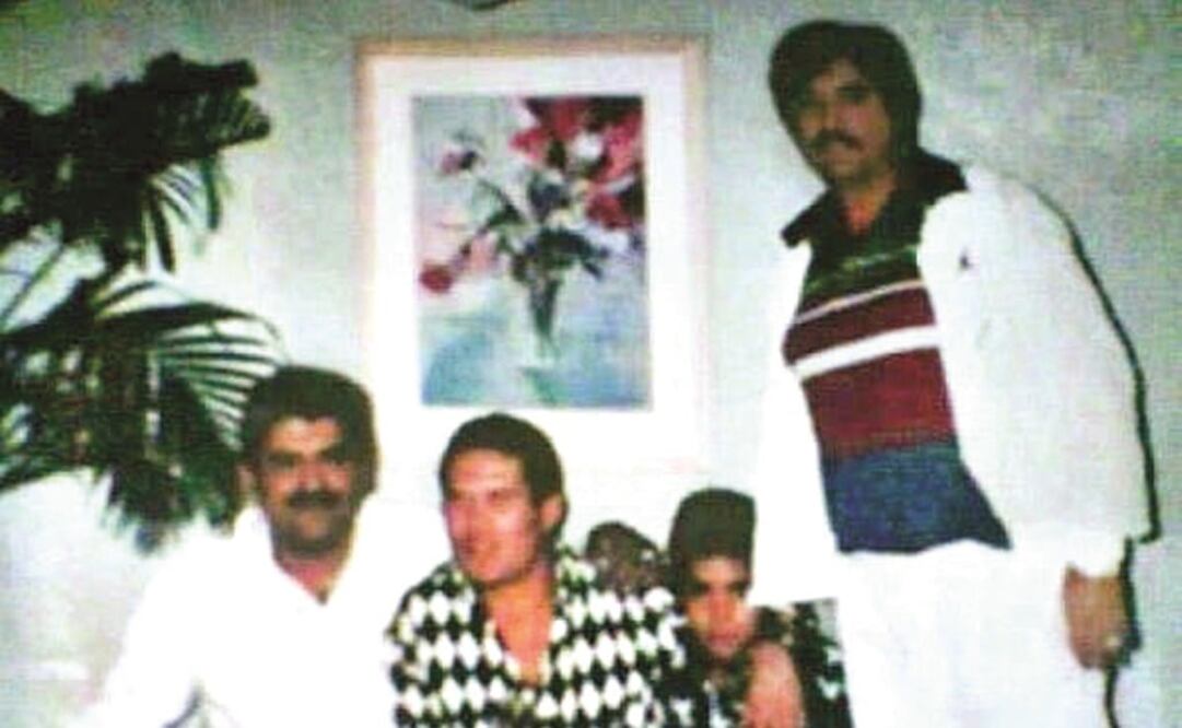 Julio ha sido fotografiado con varios capos de la mafia. (ARCHIVO. EL UNIVERSAL)