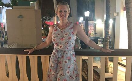 Érika Buenfil posa en traje de baño a los 55 años