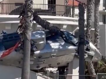 Accidente de helicóptero en Huntington Beach, California, deja cinco heridos; aeronave cayó sobre la Pacific Coast Highway