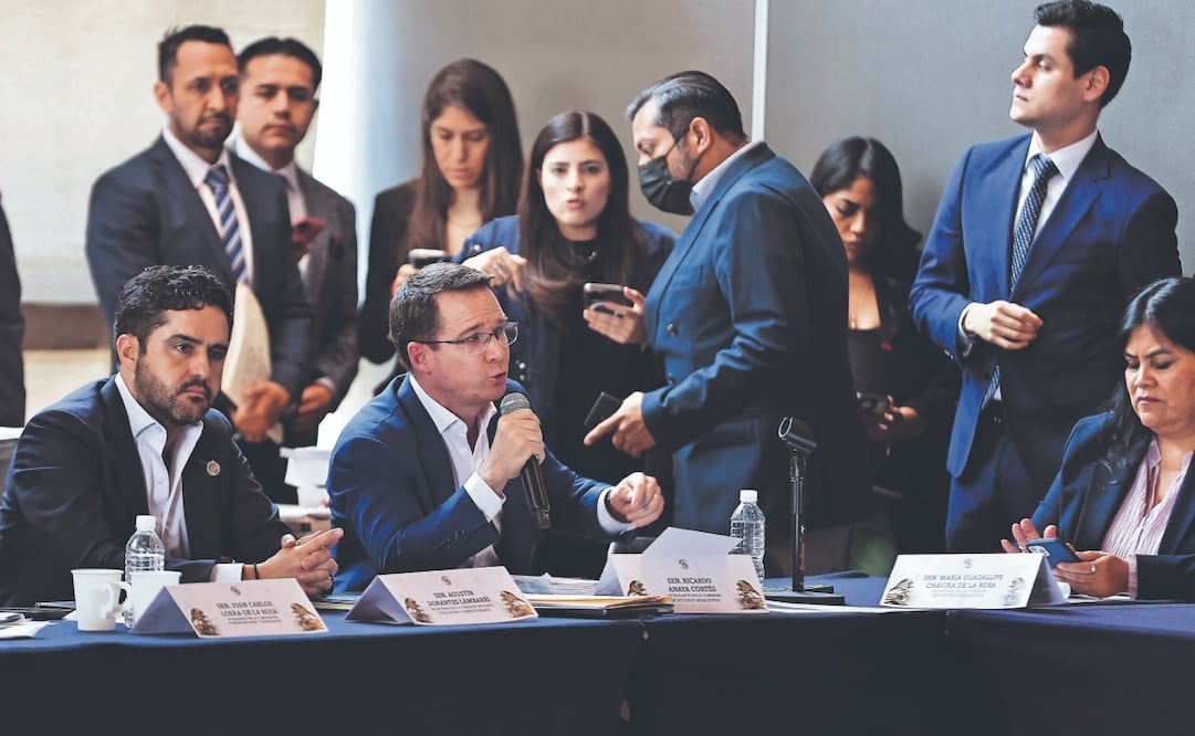 El senador panista Ricardo Anaya consideró grave que la Agencia de Transformación Digital cuente con la facultad para bloquear plataformas. Foto: de  Berenice Fregoso. El universal