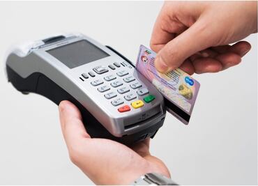 Pese a estancamiento económico, mexicanos siguen usando sus tarjetas de crédito: HSBC