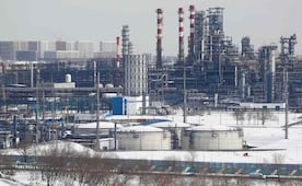 Ucrania ataca importante refinería en Rusia; otra quedará inoperativa medio año tras embate de Kiev, confirma Moscú