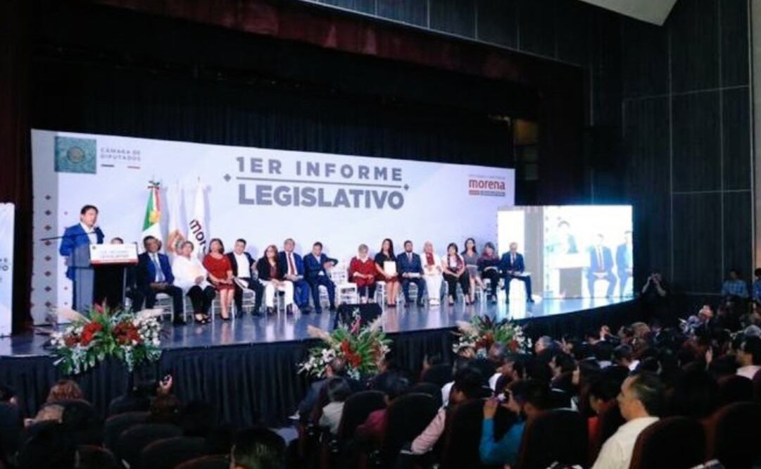 Mario Delgado acudió a la presentación del Primer Informe de los diputados federales de Morena por el Estado de México. Foto: Twitter @mario_delgado