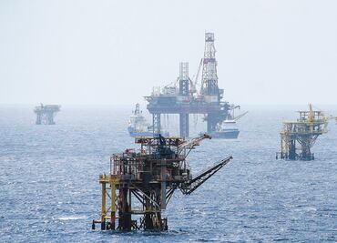 Pemex seeks to control oilfield discovered by U.S. firm