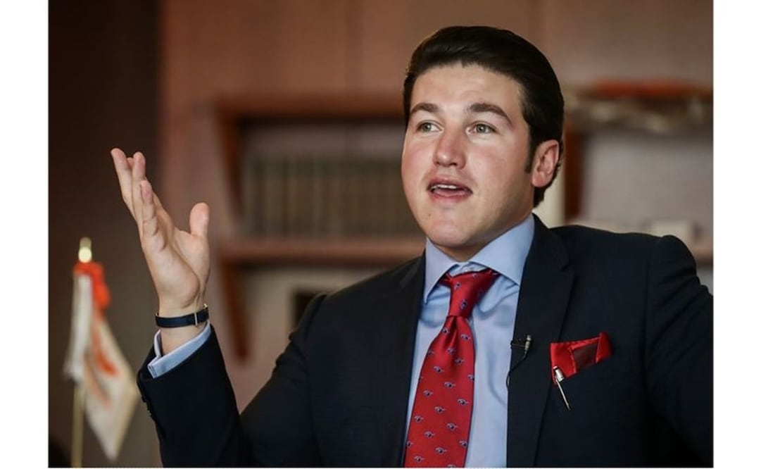 Samuel García es precandidato a la gubernatura de Nuevo León