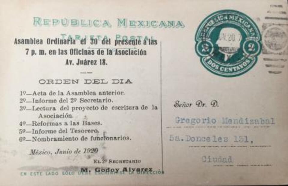 Antes de Facebook existían las postales